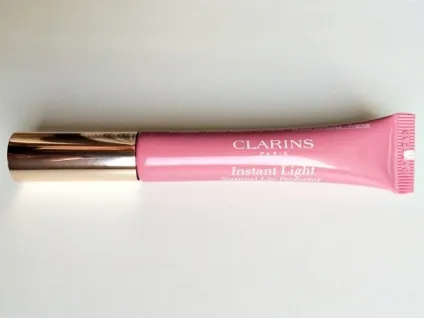 Про те, як полюбити блиски для губ з clarins eclat minute embellisseur lèvres відгуки (clarins) Про те, як полюбити блиски для губ з clarins eclat minute embellisseur lèvres відгуки