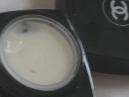 Відгук на крем для повік chanel le lift creme yeux - елена Чемезова (крем) Відгук на крем для повік chanel le lift creme yeux - елена Чемезова
