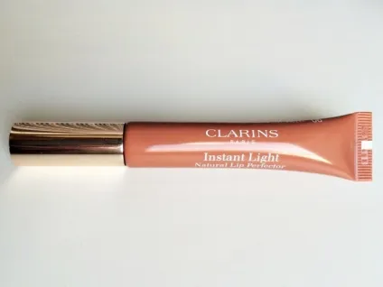 Про те, як полюбити блиски для губ з clarins eclat minute embellisseur lèvres відгуки (Свотч) Про те, як полюбити блиски для губ з clarins eclat minute embellisseur lèvres відгуки