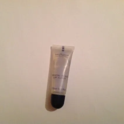 Про те, як полюбити блиски для губ з clarins eclat minute embellisseur lèvres відгуки (повний образ) Про те, як полюбити блиски для губ з clarins eclat minute embellisseur lèvres відгуки