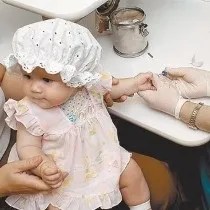 Чому з'являється висип на обличчі у дитини 1 місяць дрібна, алергічний висип (з'являється) Чому з'являється висип на обличчі у дитини 1 місяць дрібна, алергічний висип
