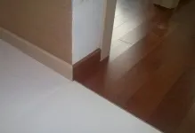 Планується для підлоги пластиковий гнучкий і дерев'яного види, що це таке і як вибрати, які краще