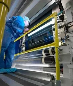 Плівка дзеркальна сонцезахисна для вікон який вид вибрати, наклейка, характеристики (вибрати) Плівка дзеркальна сонцезахисна для вікон який вид вибрати, наклейка, характеристики