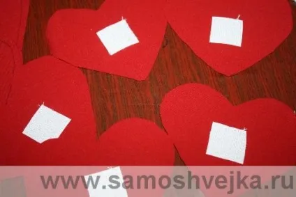 Подушка з сердечками - самошвейка - сайт для любителів шиття і рукоділля (білий колір синій) Подушка з сердечками - самошвейка - сайт для любителів шиття і рукоділля