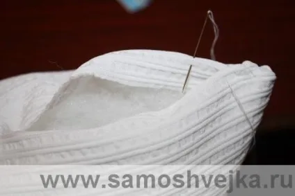 Подушка з сердечками - самошвейка - сайт для любителів шиття і рукоділля (білий колір синій колір) Подушка з сердечками - самошвейка - сайт для любителів шиття і рукоділля