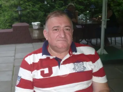 Рятувальник мимоволі що змушує людину ризикувати своїм життям (своєї) Рятувальник мимоволі що змушує людину ризикувати своїм життям