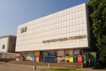 Прогулянка по ввц - як цікаво і з користю провести час всією родиною - (сім'єю) Прогулянка по ввц - як цікаво і з користю провести час всією родиною -
