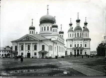 Пустинь Саровська - місце поклоніння святого Серафима Саровського (місце) Пустинь Саровська - місце поклоніння святого Серафима Саровського