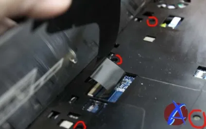 Розбирання ноутбука toshiba satellite l850 (satellite) Розбирання ноутбука toshiba satellite l850