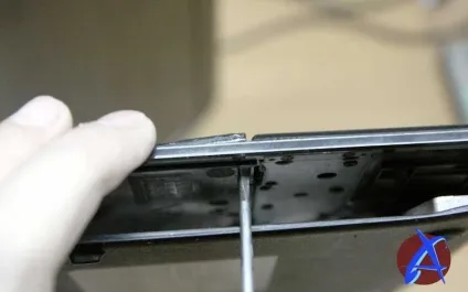 Розбирання ноутбука toshiba satellite l850 (ноутбука) Розбирання ноутбука toshiba satellite l850