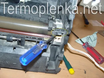 Розбирання hp laserjet 1100, заміна термпоплёнкі (в принтері) Розбирання hp laserjet 1100, заміна термпоплёнкі