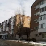 Реклама в під'їздах житлових будинків закон, як боротися (500-27-29 Федеральний номер) Реклама в під'їздах житлових будинків закон, як боротися