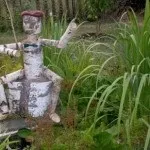 Садові іграшки (51 фото) особливості саморобних виробів для городу, дачі, фото і відео (особливо) Садові іграшки (51 фото) особливості саморобних виробів для городу, дачі, фото і відео