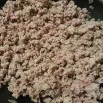Рулет з фаршем і картоплею в пароварці або в каструлі