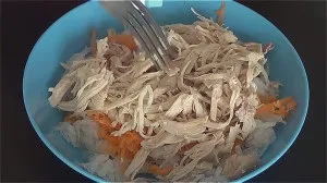 Салат з дайкона з куркою, домашні рецепти (дайкона) Салат з дайкона з куркою, домашні рецепти