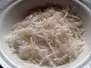 Салат з дайкона з куркою і сиром (салат з редькою) Салат з дайкона з куркою і сиром