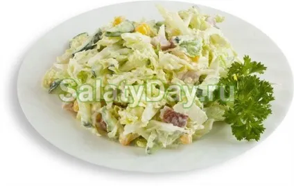 Салат з пекінською капустою і кукурудзою - просте і легке блюдо рецепт з фото і відео (легке) Салат з пекінською капустою і кукурудзою - просте і легке блюдо рецепт з фото і відео
