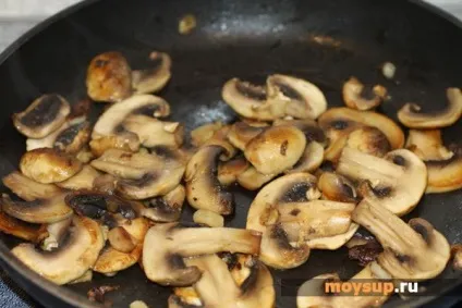 Салат з курки, грибів і яєць «осінній» (куркою грибами яйцями) Салат з курки, грибів і яєць «осінній»