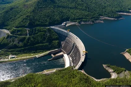 Саяно-Шушенська ГЕС причини аварії та наслідки фото і відео матеріали (наслідки) Саяно-Шушенська ГЕС причини аварії та наслідки фото і відео матеріали