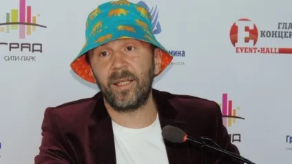 Сергій шнурів «Зараз у мене така фаза, коли юнацький максималізм поступово переходить в (мене) Сергій шнурів «Зараз у мене така фаза, коли юнацький максималізм поступово переходить в
