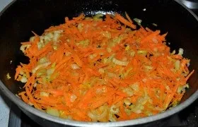 Сирний курячий суп з помідорами - покроковий рецепт з фото (кулінарні рецепти) Сирний курячий суп з помідорами - покроковий рецепт з фото
