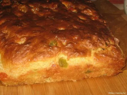 Солодкий вершковий пиріг з цукатами