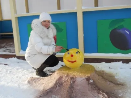 Снігові фігури на нашій ділянці