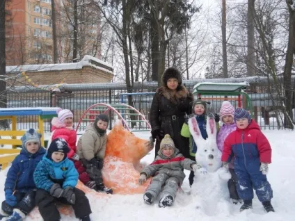 Снігові фігури на нашій ділянці