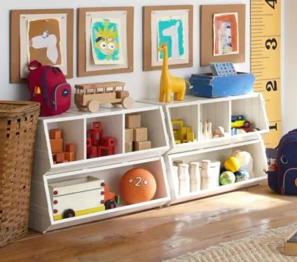 Стелаж для іграшок