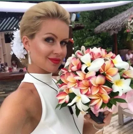 Весільна церемонія андрея Чуєва і марини Афрікантова (весільна церемонія андрея Чуєва) Весільна церемонія андрея Чуєва і марини Афрікантова