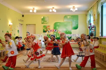 Сценарій театральної постановки до року кіно в дитячому садку (постановки) Сценарій театральної постановки до року кіно в дитячому садку