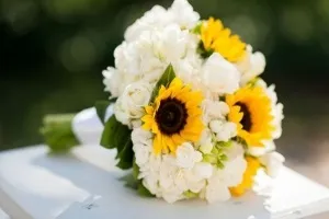 Весільний букет з соняшниками значення, своїми руками (значення) Весільний букет з соняшниками значення, своїми руками