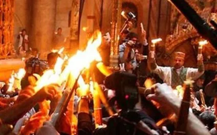 Сходження благодатного вогню 2016 як відбувається і що означає, відео (вогню) Сходження благодатного вогню 2016 як відбувається і що означає, відео