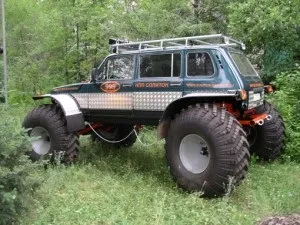 Технологія 4ws (hicas) - авто-тельбухи що у машинок всередині (задні колеса повертаються) Технологія 4ws (hicas) - авто-тельбухи що у машинок усередині
