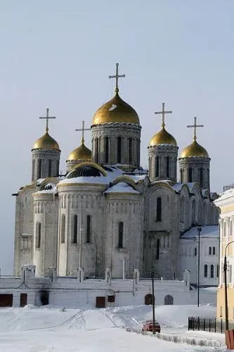 Типи українських храмів - Новомосковськ ікону - каталог статей - храм Кирила і Мефодія