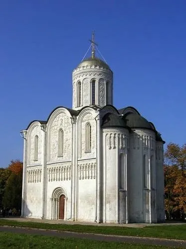 Типи українських храмів - Новомосковськ ікону - каталог статей - храм Кирила і Мефодія