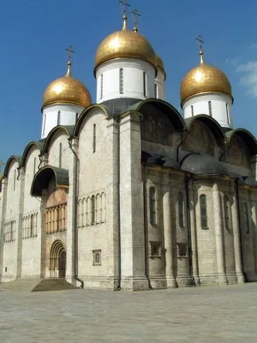 Типи українських храмів - Новомосковськ ікону - каталог статей - храм Кирила і Мефодія