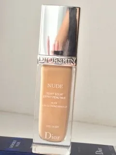 Тональний крем і тіні dior (крем) Тональний крем і тіні dior
