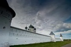 Туристська бібліотека вертикалі