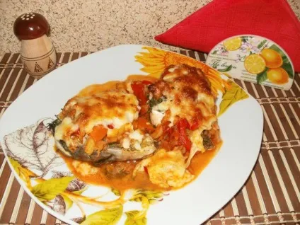 Тунець, запечений в духовці