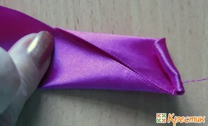 Вчимося робити 3 шикарні троянди з атласних стрічок своїми руками в одному майстер-класі! (Троянди) Вчимося робити 3 шикарні троянди з атласних стрічок своїми руками в одному майстер-класі!