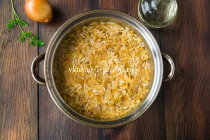 Тушкована капуста з рисом - покроковий рецепт з фото
