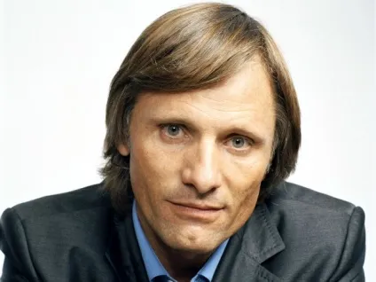 Захоплення голлівудських зірок від гітар до вертольотів відео новий літак для Траволти (гітар) Захоплення голлівудських зірок від гітар до вертольотів відео новий літак для Траволти