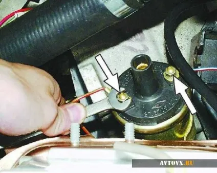 Пристрій котушки запалювання ВАЗ 2106 не є складним (2106) Пристрій котушки запалювання ВАЗ 2106 не є складним