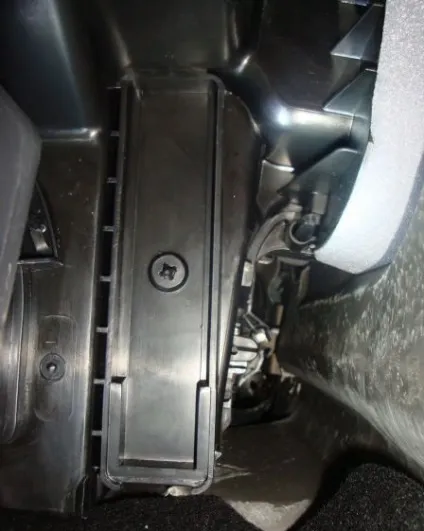 Установка салонного фільтра на новий nissan almera g15, ніссан альмера (ніссан) Установка салонного фільтра на новий nissan almera g15, ніссан альмера