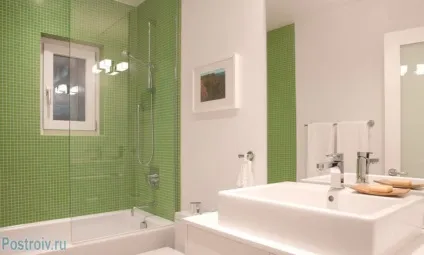 Ванна зеленого кольору