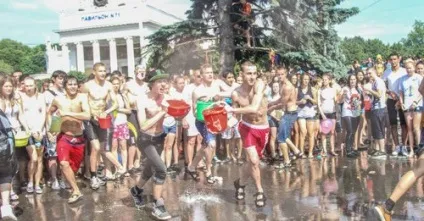 Велика водна битва або флешмоб ВВБ сучасне розвага молоді (харчування) Велика водна битва або флешмоб ВВБ сучасне розвага молоді