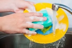 Сухі руки - що робити в домашніх умовах маски, крему, ванночки, вітаміни (домашніх) Сухі руки - що робити в домашніх умовах маски, крему, ванночки, вітаміни