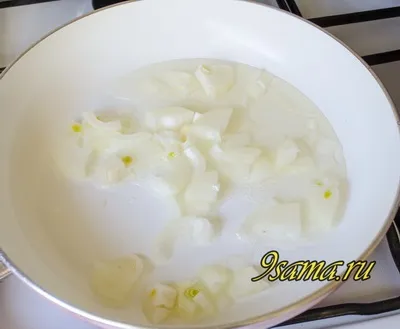 Суп пюре з грибами і куркою, я сама щаслива домогосподарка (щаслива) Суп пюре з грибами і куркою, я сама щаслива домогосподарка