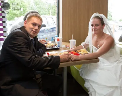 Весілля в mcdonald's, fresher - найкраще з рунета за день! (День) Весілля в mcdonald's, fresher - найкраще з рунета за день!